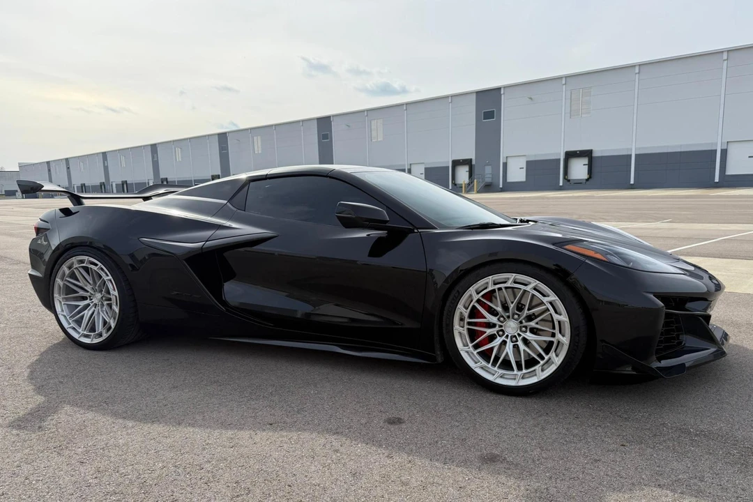 2024 Chevrolet Corvette C8 Z06 - Image 3 of 31