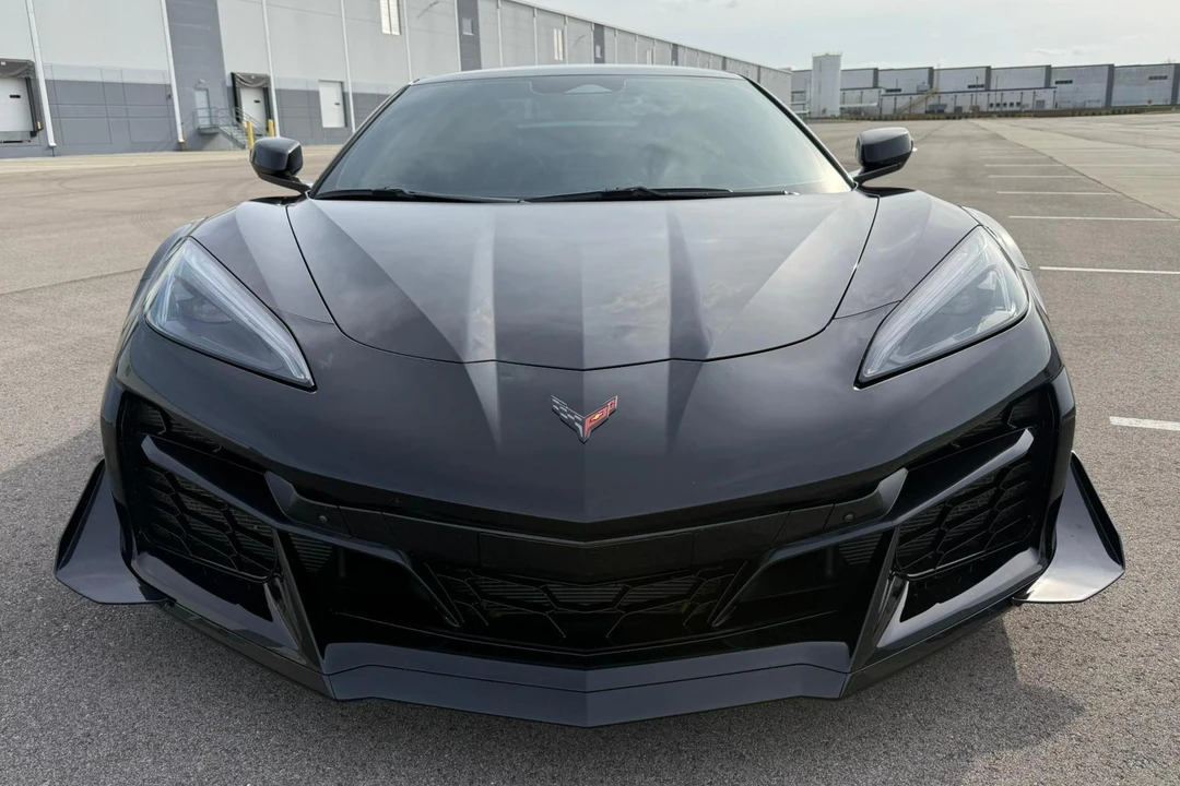 2024 Chevrolet Corvette C8 Z06 - Image 2 of 31