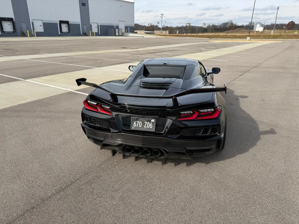 2024 Chevrolet Corvette C8 Z06 - Image 30 of 31