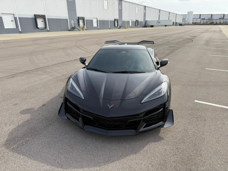 2024 Chevrolet Corvette C8 Z06 - Image 7 of 31