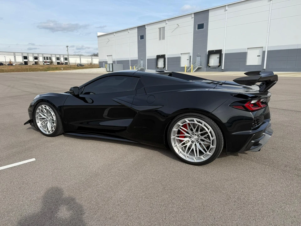 2024 Chevrolet Corvette C8 Z06 - Image 20 of 31