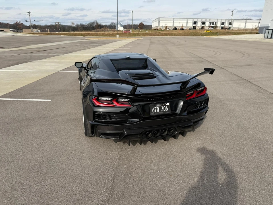 2024 Chevrolet Corvette C8 Z06 - Image 25 of 31