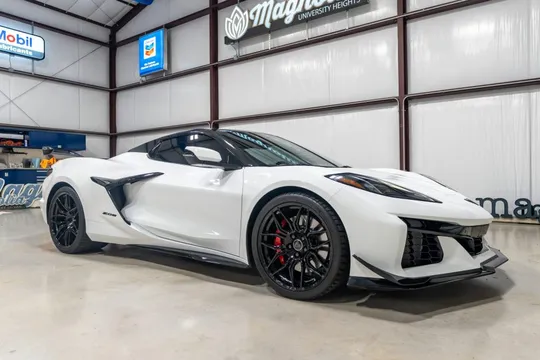 2024 Chevrolet Corvette Z06 Convertible 2LZ