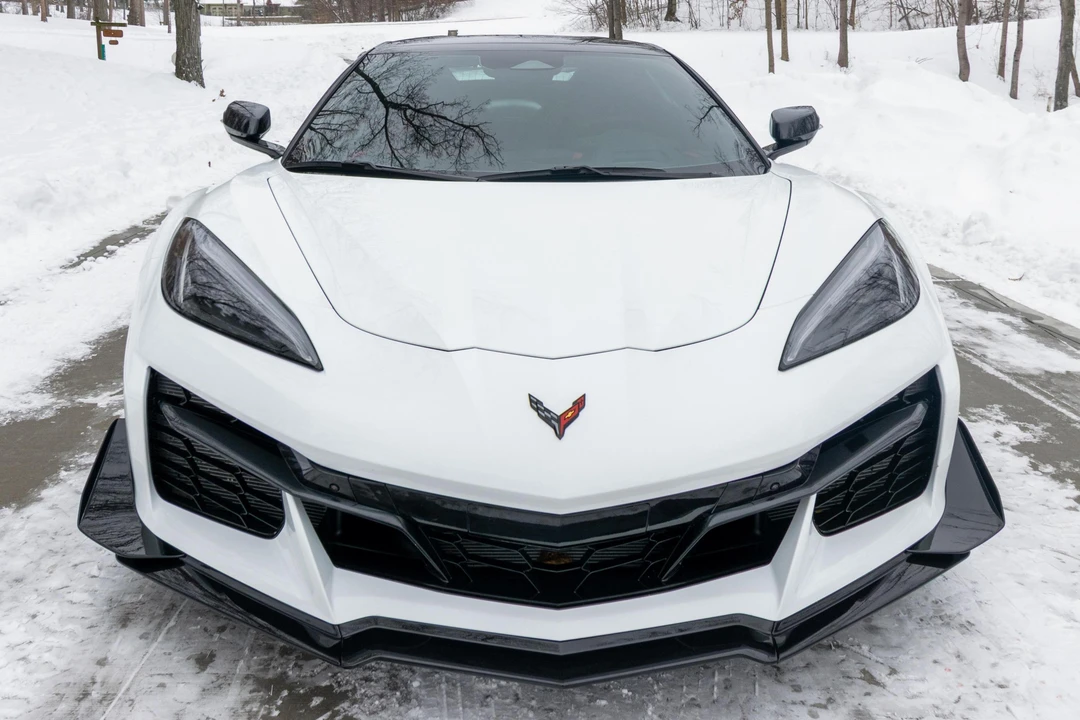 2024 Chevrolet Corvette C8 Z06 - Image 2 of 31