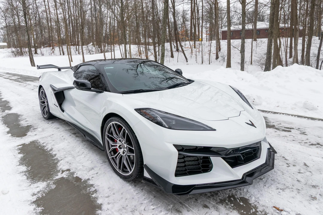 2024 Chevrolet Corvette C8 Z06 - Image 11 of 31