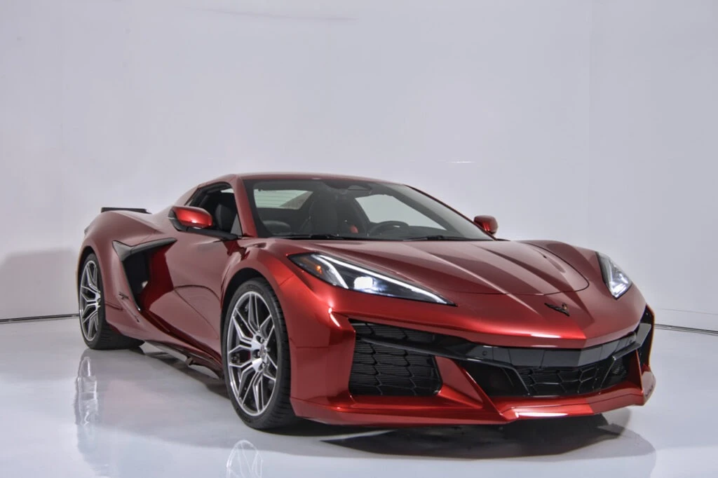 2024 Chevrolet Corvette C8 Z06 - Image 2 of 31