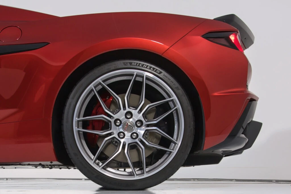 2024 Chevrolet Corvette C8 Z06 - Image 10 of 31