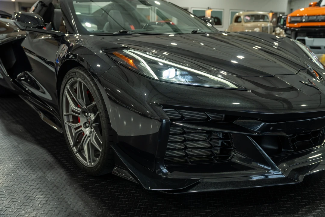 2024 Chevrolet Corvette C8 Z06 - Image 19 of 31