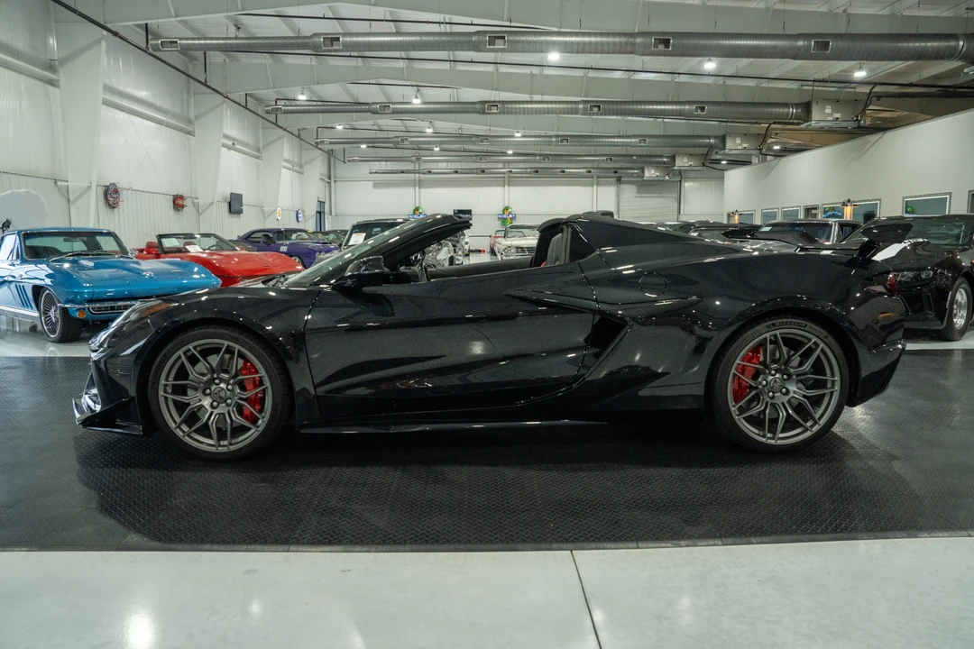2024 Chevrolet Corvette C8 Z06 - Image 7 of 31