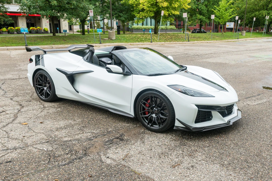 2024 Chevrolet Corvette C8 Z06 - Image 11 of 31