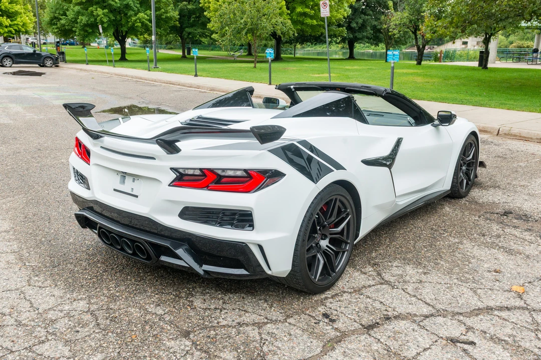 2024 Chevrolet Corvette C8 Z06 - Image 9 of 31