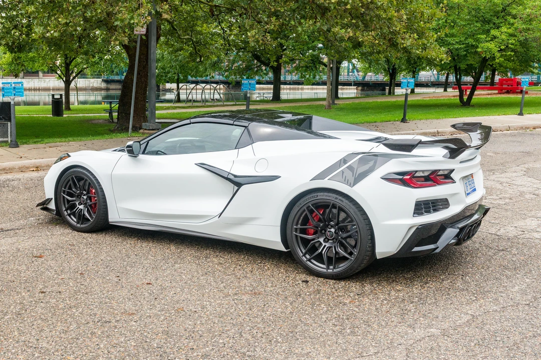 2024 Chevrolet Corvette C8 Z06 - Image 14 of 31