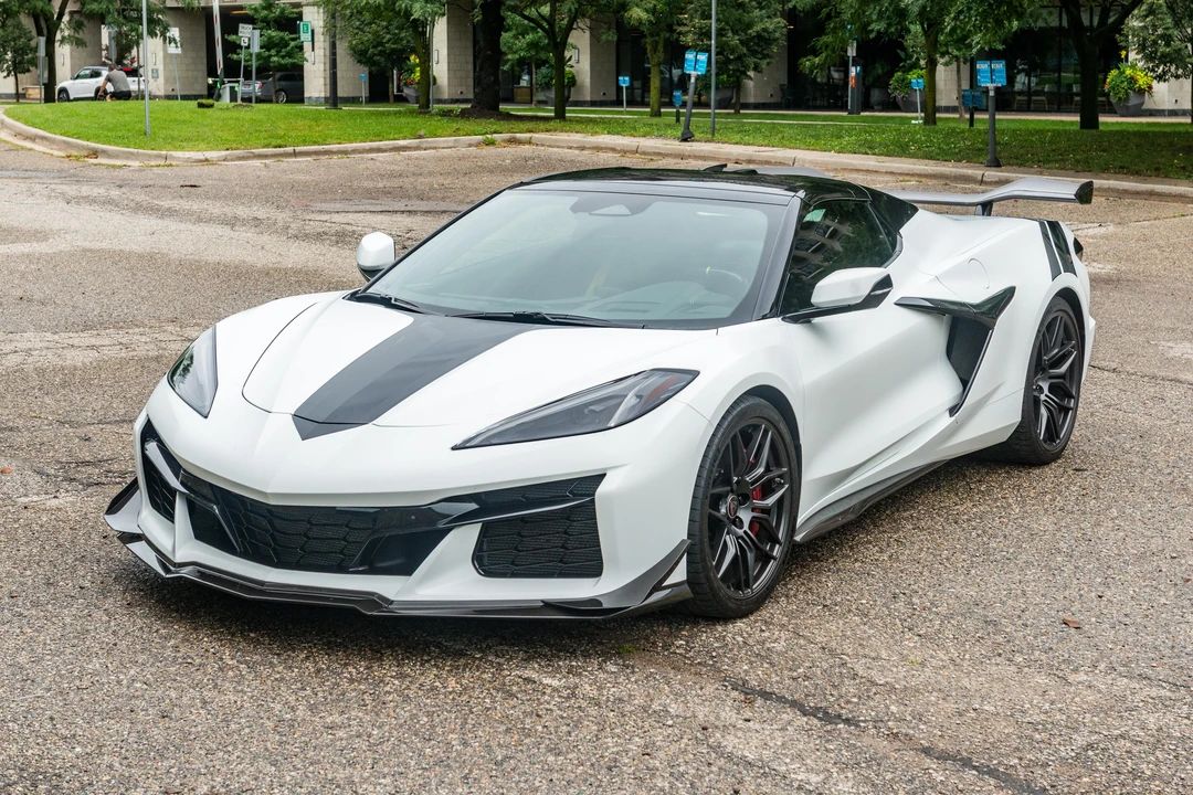 2024 Chevrolet Corvette C8 Z06 - Image 12 of 31