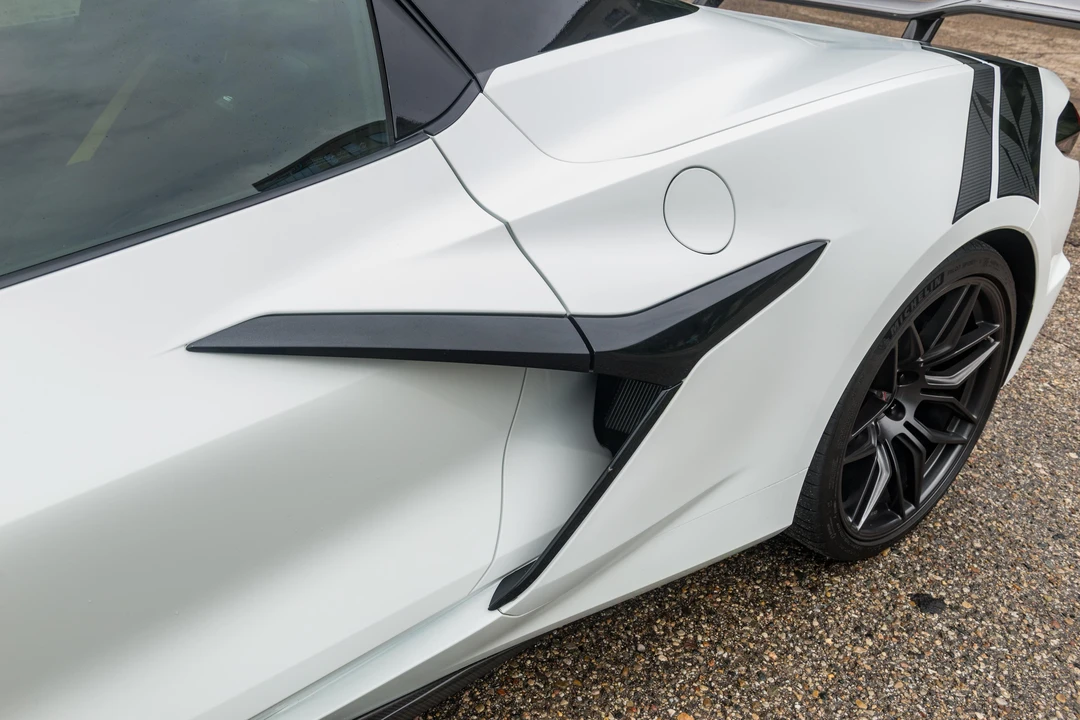 2024 Chevrolet Corvette C8 Z06 - Image 21 of 31