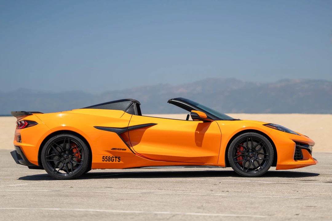 2024 Chevrolet Corvette C8 Z06 - Image 2 of 31