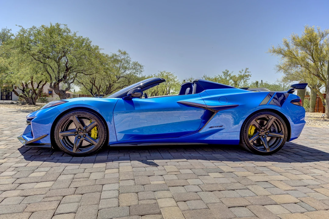 2024 Chevrolet Corvette C8 Z06 - Image 8 of 31