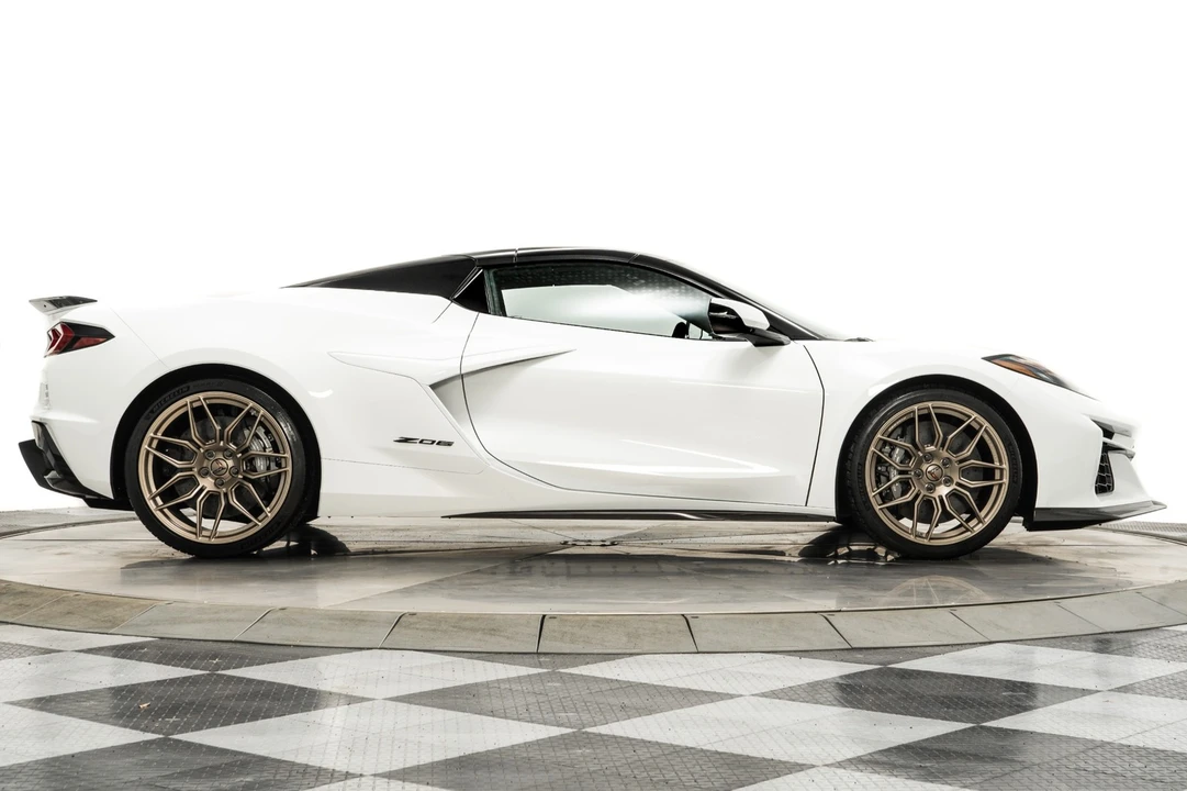 2024 Chevrolet Corvette C8 Z06 - Image 18 of 21