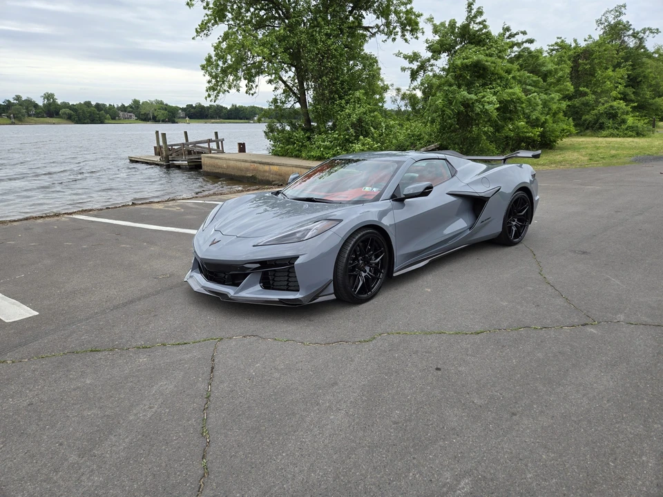 2024 Chevrolet Corvette C8 Z06 - Image 8 of 31