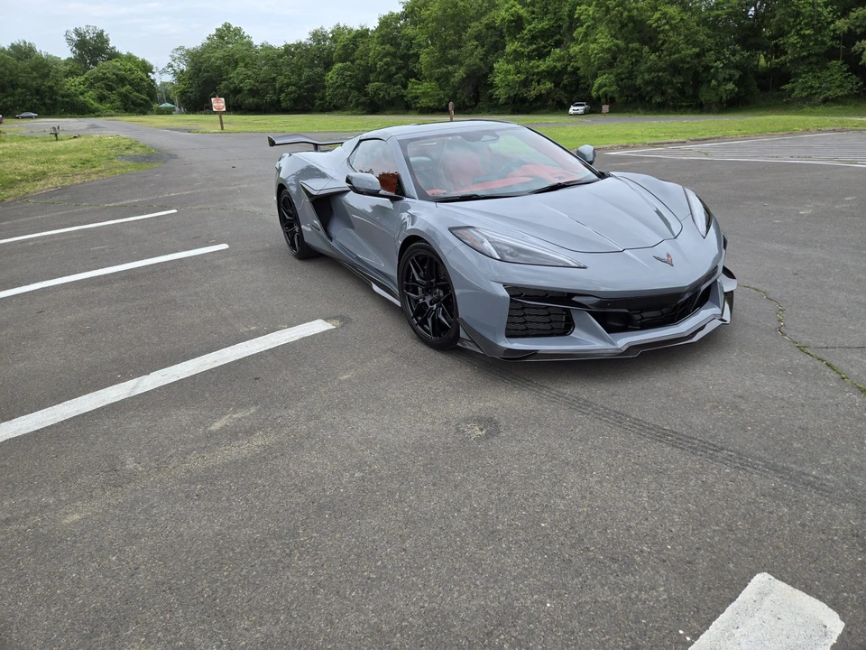 2024 Chevrolet Corvette C8 Z06 - Image 3 of 31