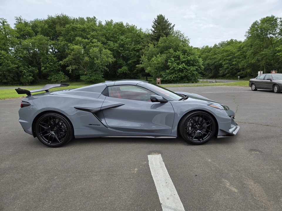 2024 Chevrolet Corvette C8 Z06 - Image 4 of 31