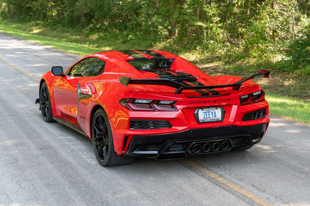 2024 Chevrolet Corvette C8 Z06 - Image 18 of 31
