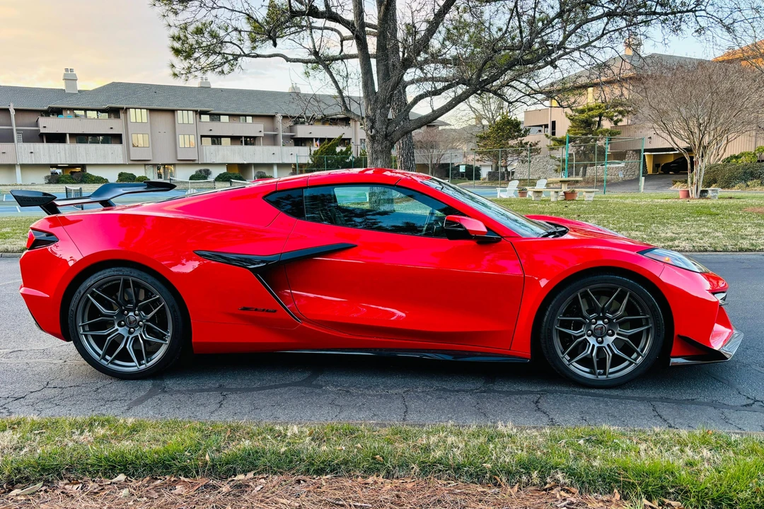 2024 Chevrolet Corvette C8 Z06 - Image 3 of 31