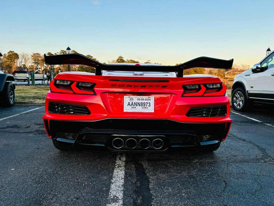 2024 Chevrolet Corvette C8 Z06 - Image 10 of 31