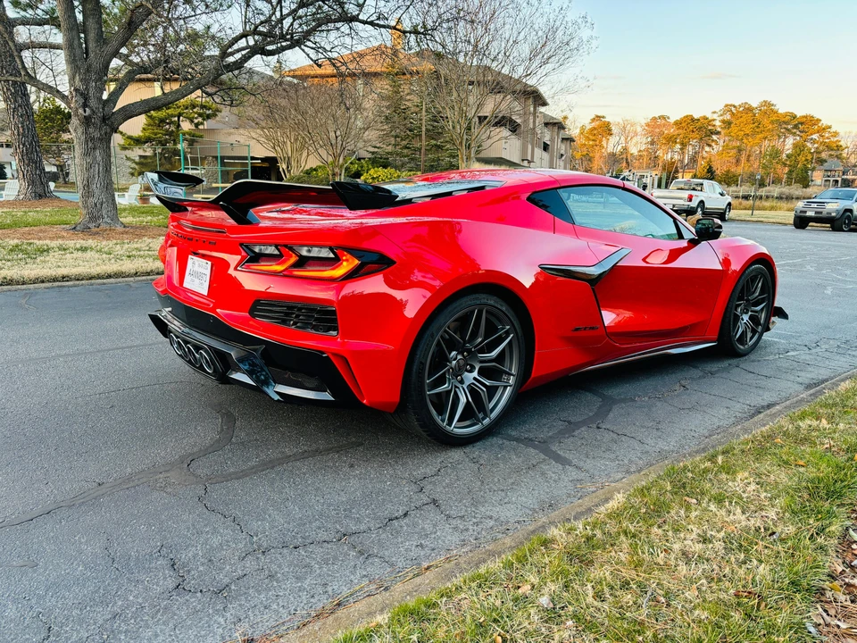 2024 Chevrolet Corvette C8 Z06 - Image 12 of 31