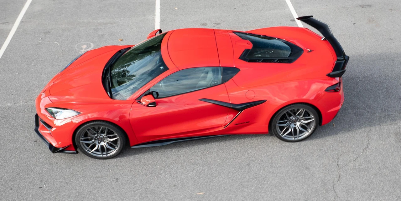 2024 Chevrolet Corvette C8 Z06 - Image 22 of 31