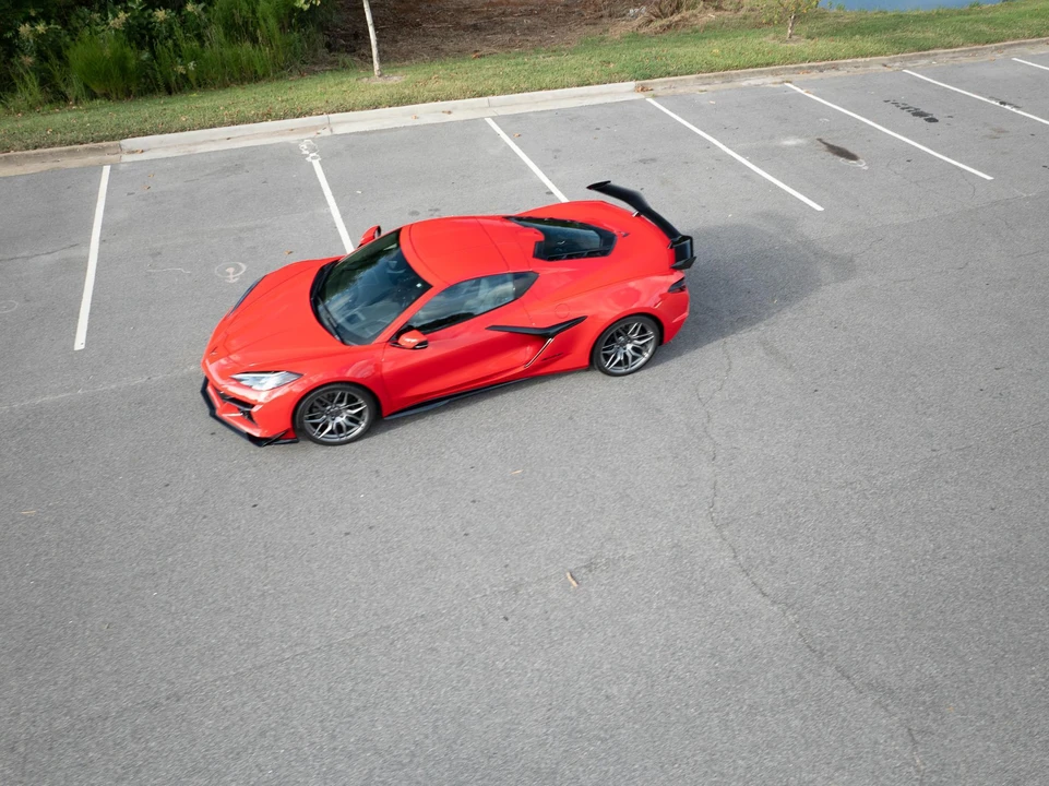 2024 Chevrolet Corvette C8 Z06 - Image 19 of 31