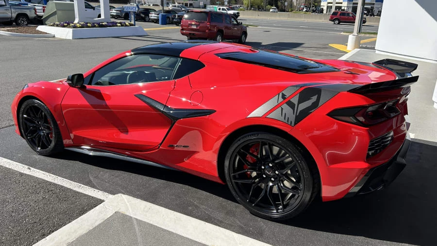 2024 Chevrolet Corvette C8 Z06 - Image 3 of 24