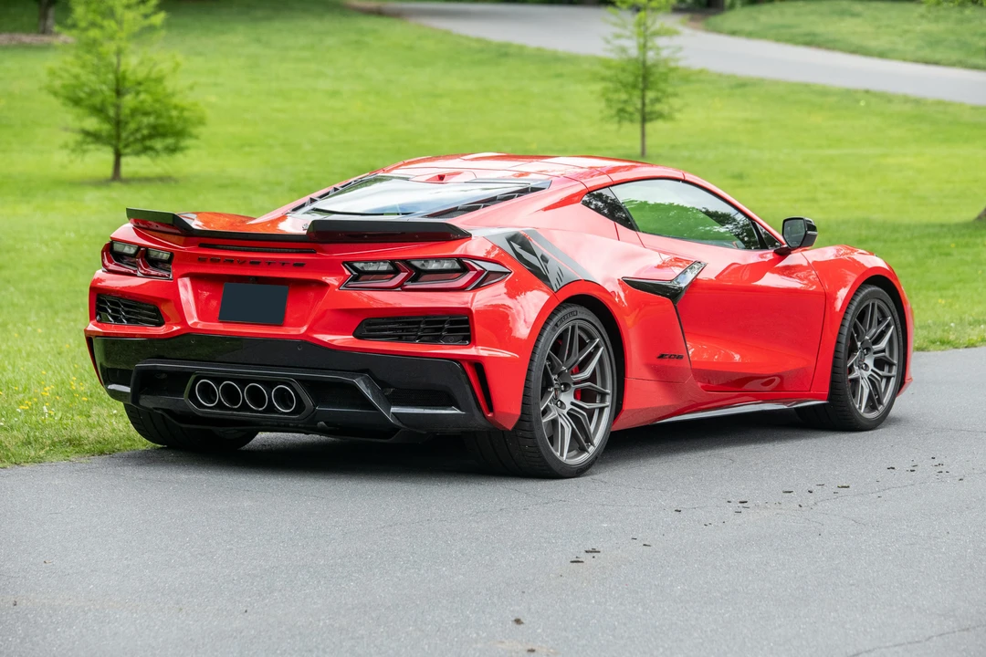 2024 Chevrolet Corvette C8 Z06 - Image 19 of 31