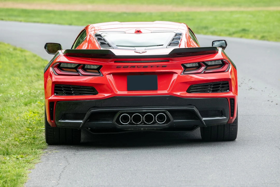 2024 Chevrolet Corvette C8 Z06 - Image 18 of 31