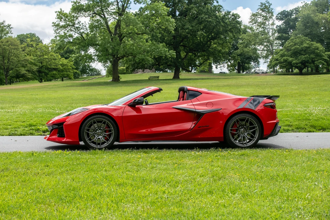 2024 Chevrolet Corvette C8 Z06 - Image 12 of 31