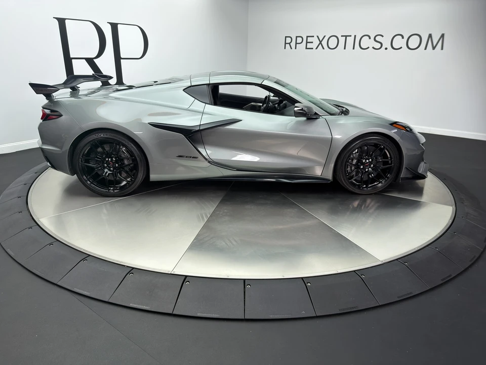 2024 Chevrolet Corvette C8 Z06 - Image 15 of 22