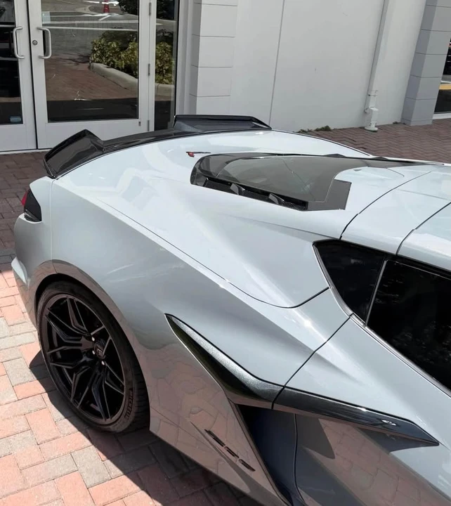 2024 Chevrolet Corvette C8 Z06 - Image 6 of 8