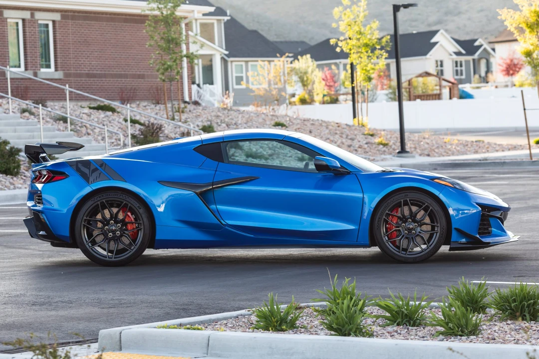 2024 Chevrolet Corvette C8 Z06 - Image 4 of 31