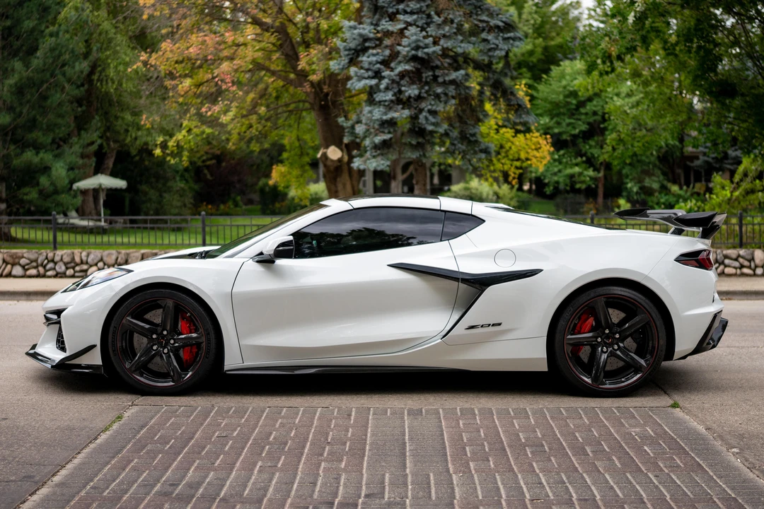 2024 Chevrolet Corvette C8 Z06 - Image 9 of 31