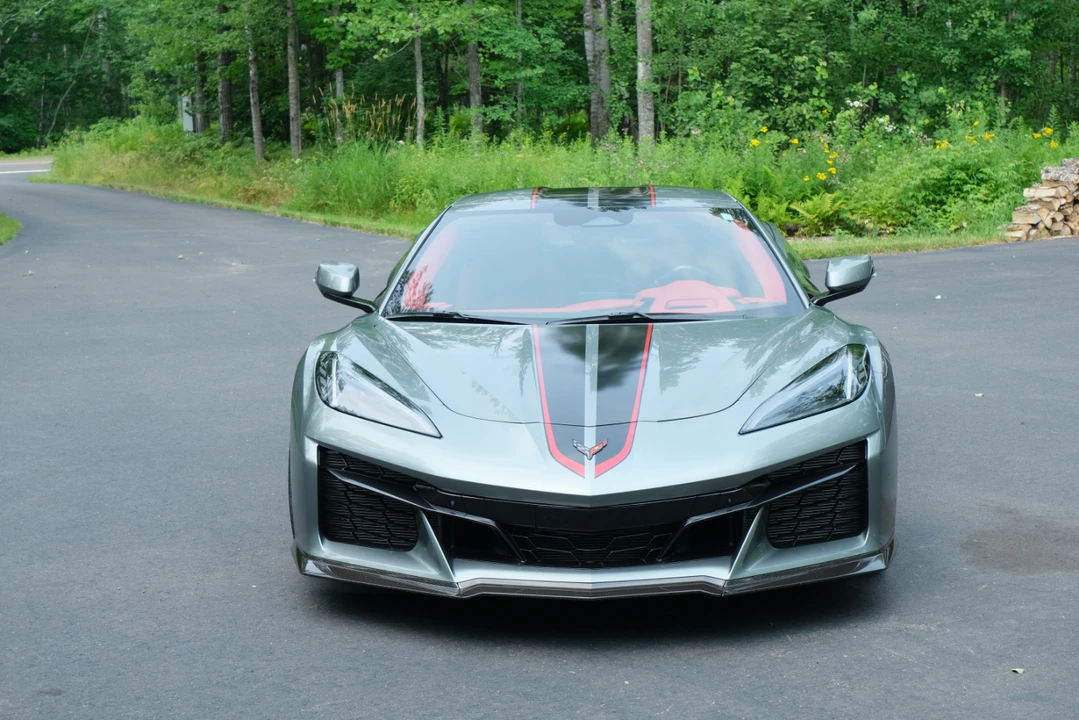2024 Chevrolet Corvette C8 Z06 - Image 28 of 31