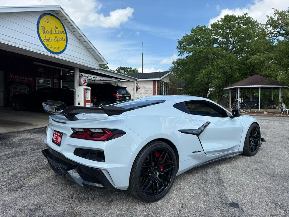 2024 Chevrolet Corvette C8 Z06 - Image 5 of 31