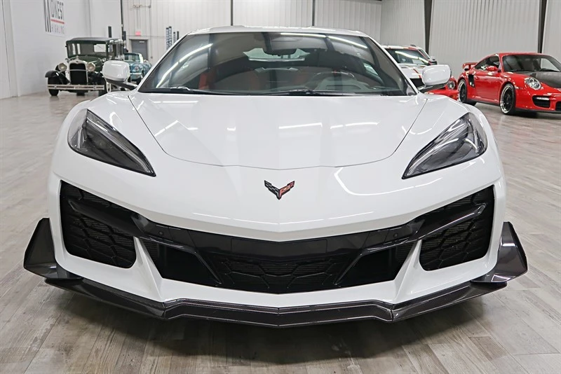 2024 Chevrolet Corvette C8 Z06 - Image 13 of 31