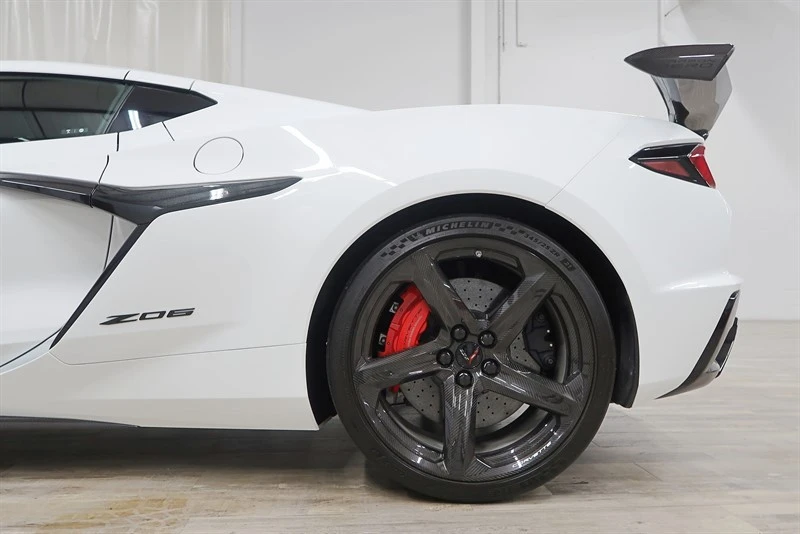 2024 Chevrolet Corvette C8 Z06 - Image 17 of 31