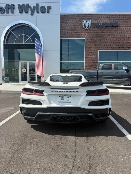 2024 Chevrolet Corvette C8 Z06 - Image 4 of 11