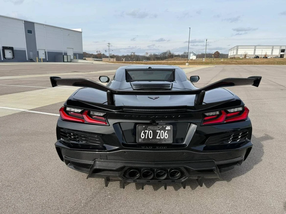 2024 Chevrolet Corvette C8 Z06 - Image 4 of 15