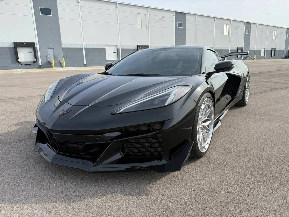 2024 Chevrolet Corvette C8 Z06 - Image 3 of 15