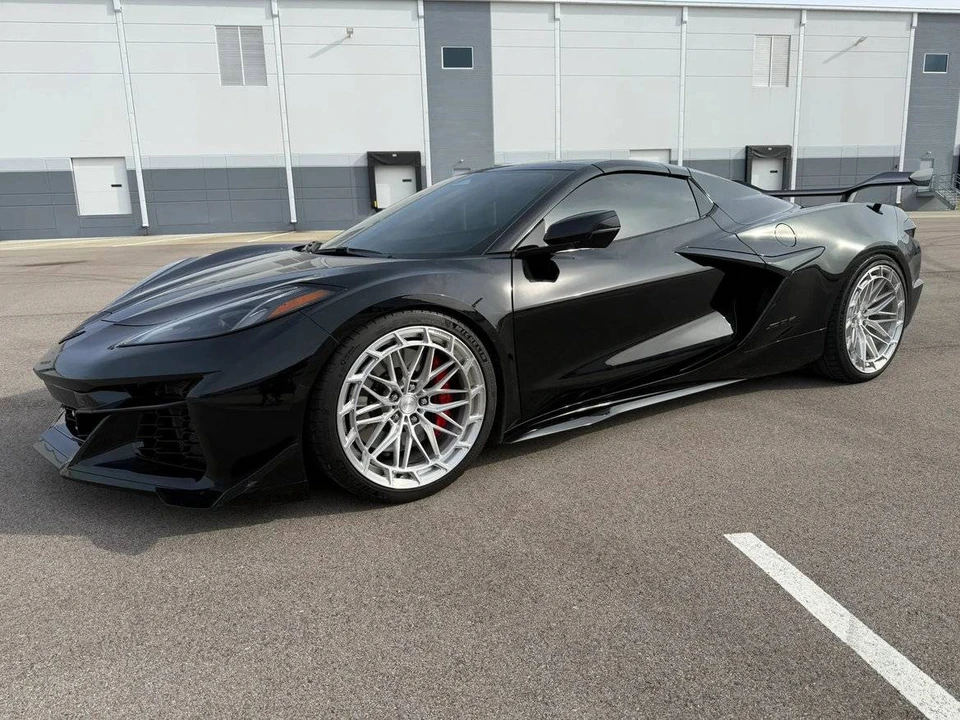 2024 Chevrolet Corvette C8 Z06 - Image 6 of 15