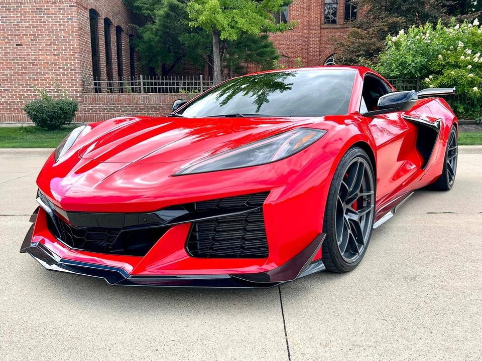 2024 Chevrolet Corvette C8 Z06 - Image 2 of 12
