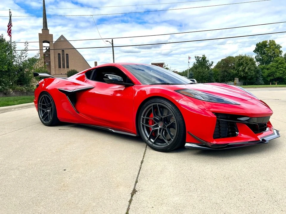 2024 Chevrolet Corvette C8 Z06 - Image 5 of 12