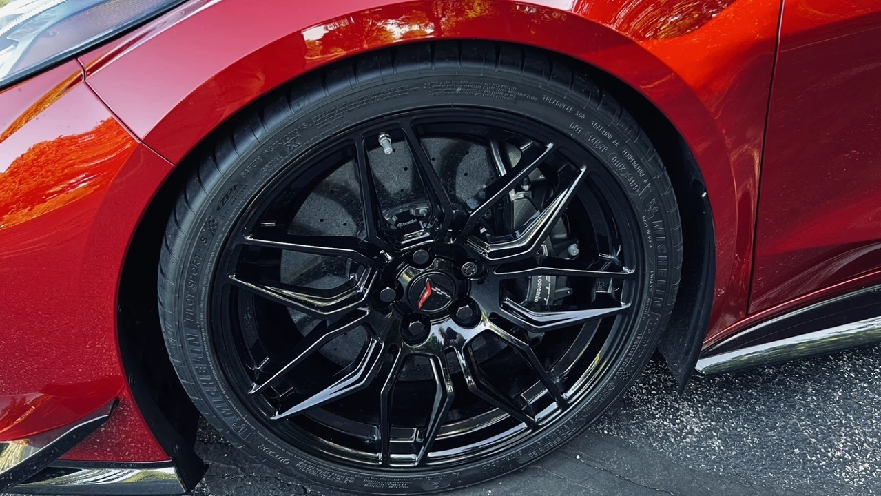 2024 Chevrolet Corvette C8 Z06 - Image 19 of 31