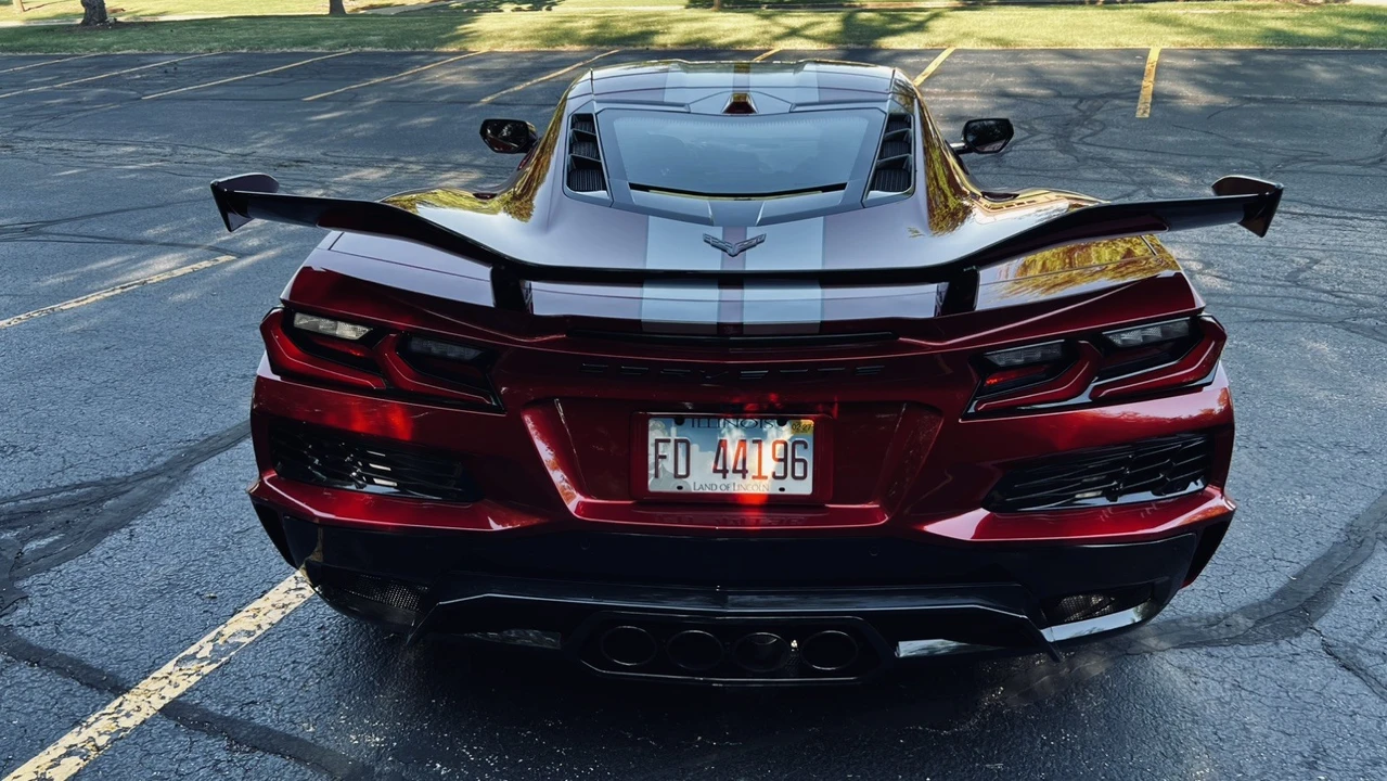 2024 Chevrolet Corvette C8 Z06 - Image 24 of 31